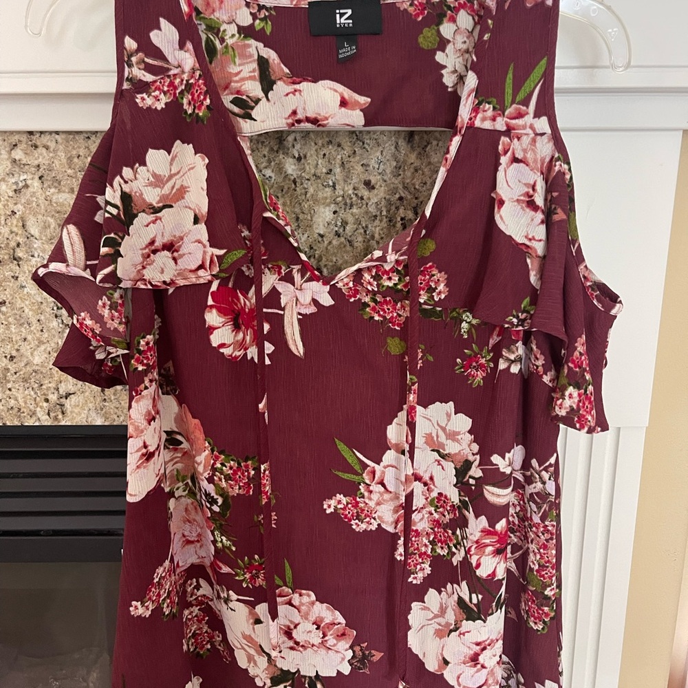 Iz Byer Burgundy Floral Women's Blouse